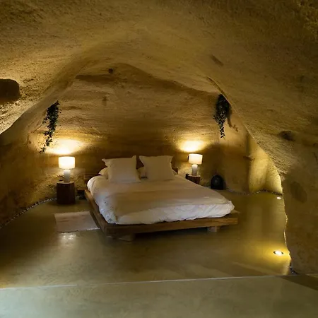 La Falaise Perdue, Troglodyte&spa Privé Doué-la-Fontaine