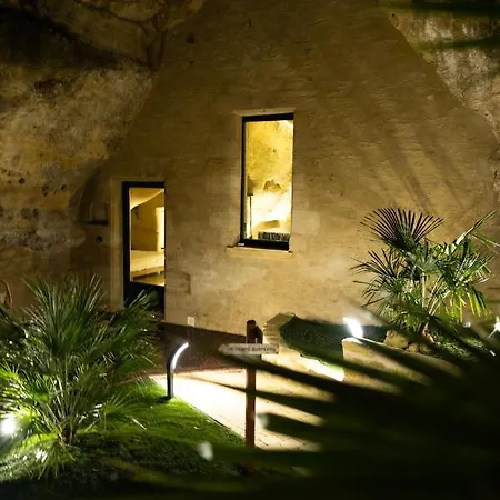 La Falaise Perdue, Troglodyte & Prive Lejlighed *