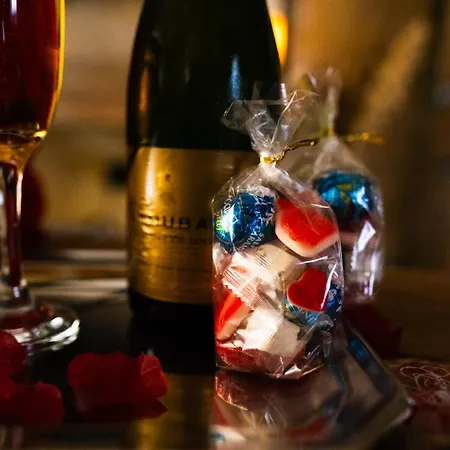 La Falaise Perdue, Troglodyte & Prive Daire *