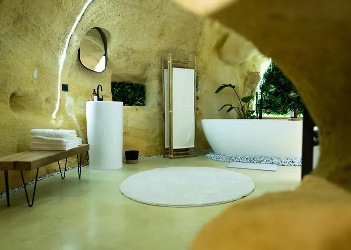 La Falaise Perdue, Troglodyte&spa Privé Appartamento